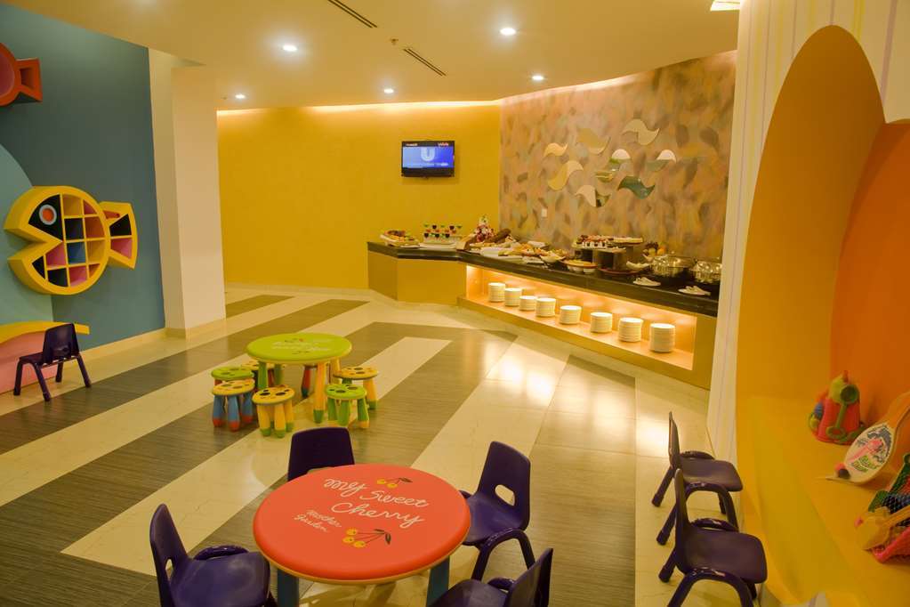 Royal Tulip Sea Pearl Beach Resort & Spa Cox's Bazar Restaurant bilde
