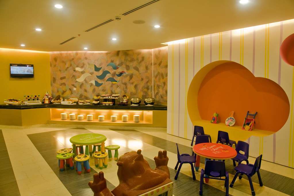 Royal Tulip Sea Pearl Beach Resort & Spa Cox's Bazar Restaurant bilde
